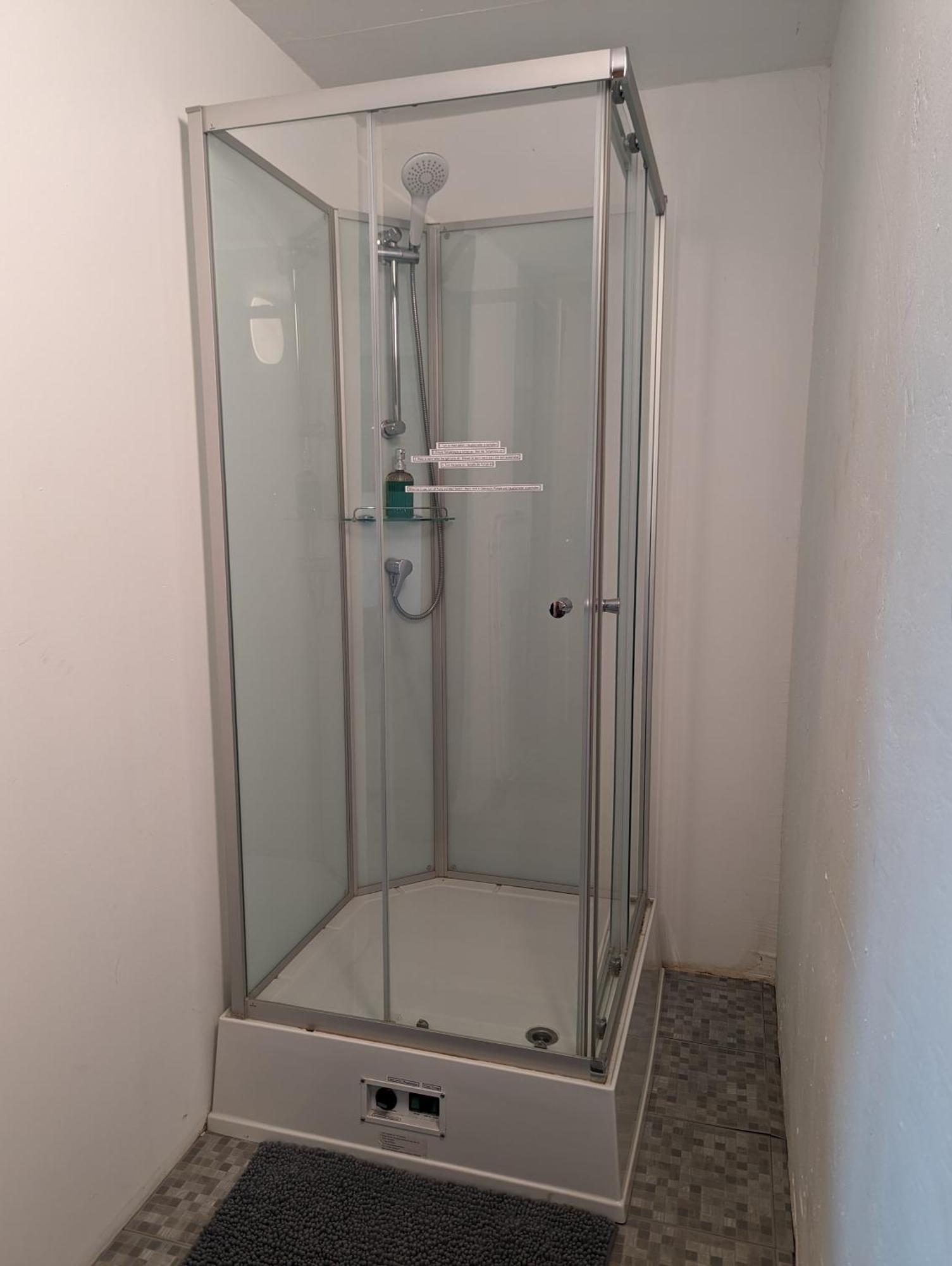 Lovely Studio With Free Parking On Premisis Asten Eksteriør billede