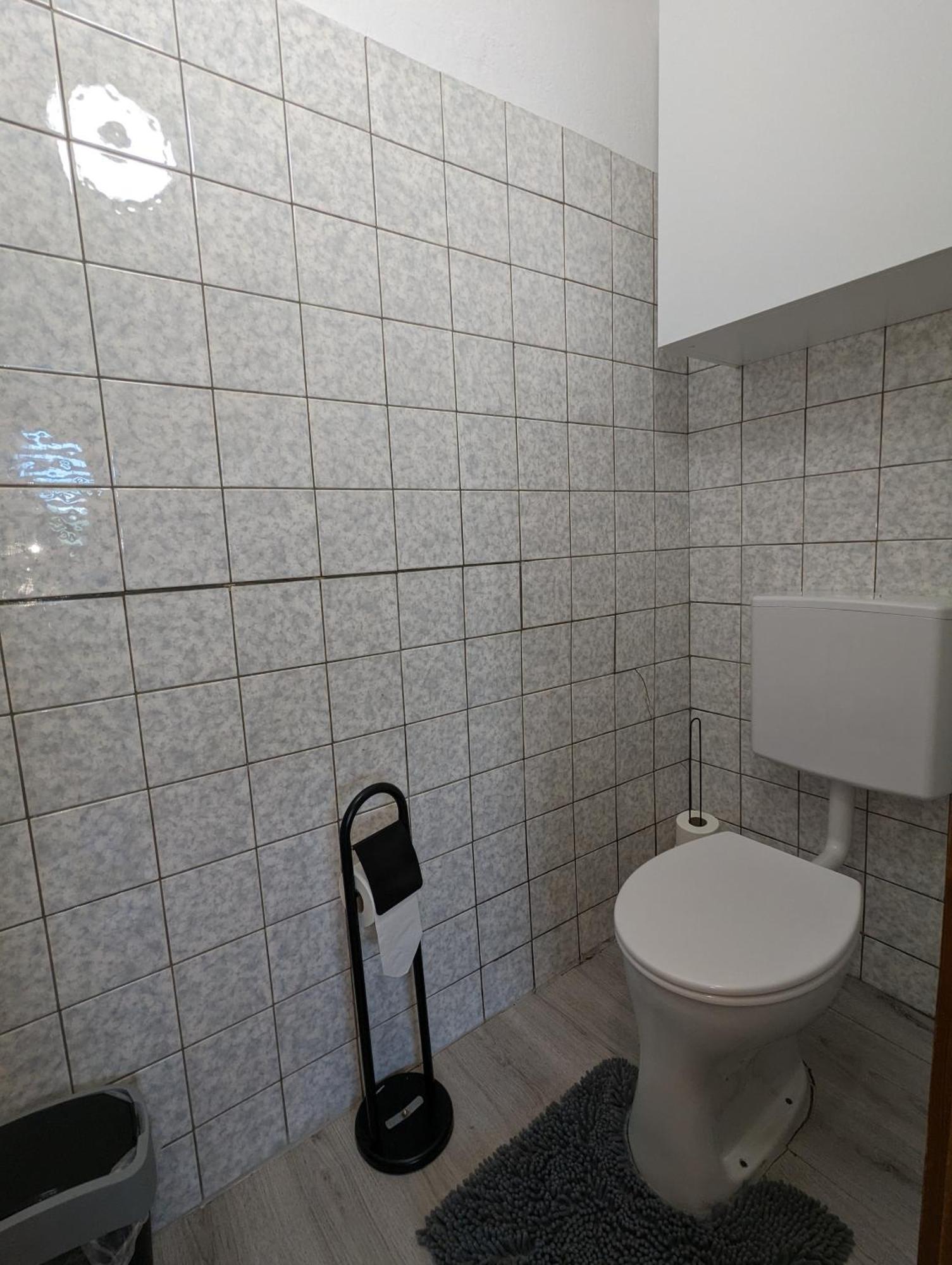 Lovely Studio With Free Parking On Premisis Asten Eksteriør billede